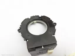 38b47d32-21f7-4b75-b070-ce7a3bde2585.jpeg?