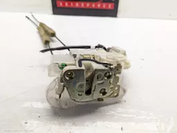 f0607e2d-7692-41f4-98d3-334e7b0d4f2f.jpeg?