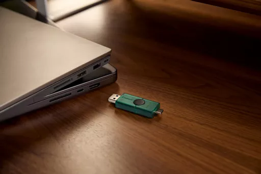 shjgNP_nlUOQ1BGladClmQ.c-r.jpg?