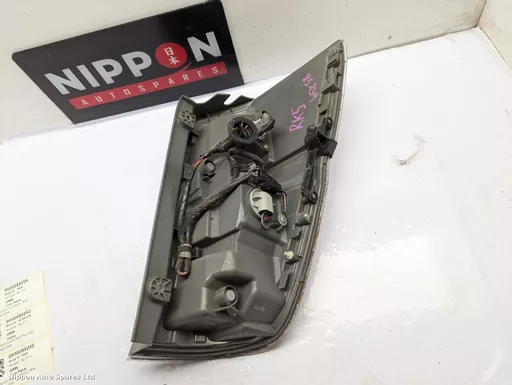 e73572f3-aea9-4872-a1c1-a259d51df74a.jpeg?