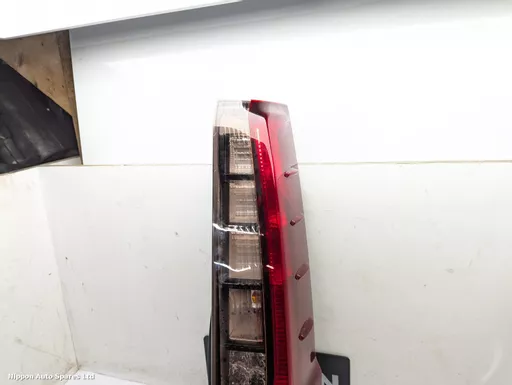 aae37285-db8b-4734-bfcc-83fd0a7f7fe6.jpeg?