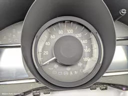 ec0ec10f-93ad-489a-a82e-4de262c53534.jpeg?