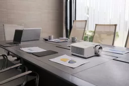 sAmZ85u8yUqb6f7bdpzj4g.c-r.jpg?