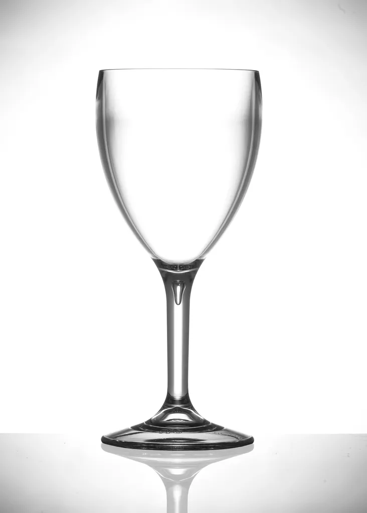 PLASTIC GLASSWARE