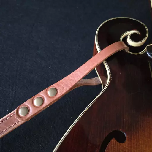 MS71T tan mandolin strap Pinegrove Leather 160940.jpg