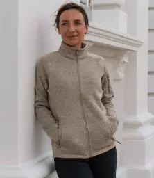 FHZ1W%20OAH%20MODEL%201%20HERO.jpg?