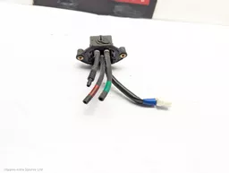 c9c3a921-290e-41a1-83ec-3600cfef2cd5.jpeg?