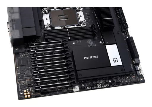 07DmaF6ztE2FeM6ggGC2Fw.c-r.jpg?