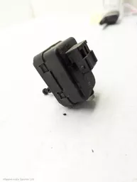 06d9771b-4ae7-4e04-8f36-b8f47522d71d.jpeg?