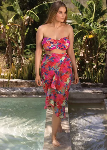 Fantasie Playa del carmen sarong on model.jpg