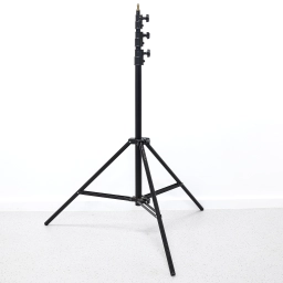 U-2067-004B STAND_04.jpg