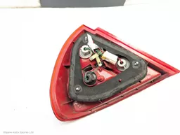 b9dfd071-bb8b-4e9e-a208-916564318f21.jpeg?
