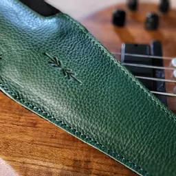 BS66 green VT bass strap Pinegrove145239.jpg