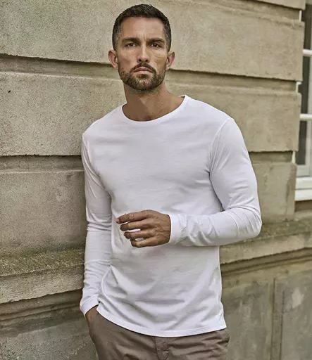 T8007%20WHI%20MODEL%201%20HERO.jpg?