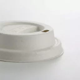 _0000_4oz Fibre Hot Cup Sip Lid Natural.jpg