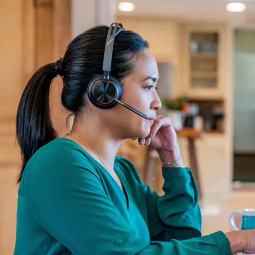 A0BGs7O2JECO1gyEkIt6HQ.c-r.jpg?