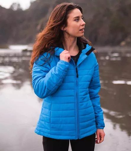 QXH1W%20AZR%20MODEL%201.jpg?