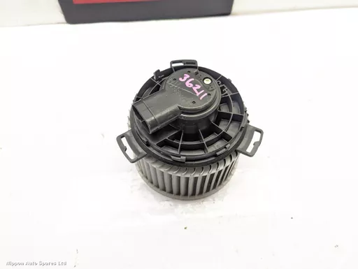 1e7fc5ff-1476-469a-a873-835b45e72c5c.jpeg?