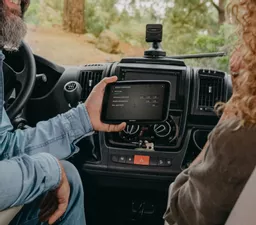 HXyhXi1A00SvSy3vlpSUfw.c-r.jpg?