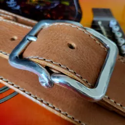 BS79 tan bright twister guitar strap Pinegrove162352.jpg