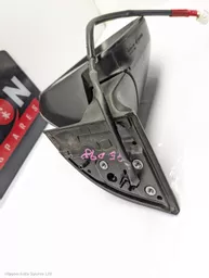 51b5c7c9-0b2e-4b6a-9eb1-72ec1229d318.jpeg?