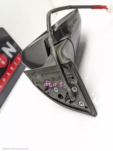 51b5c7c9-0b2e-4b6a-9eb1-72ec1229d318.jpeg?