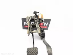 ac0af6e7-619c-44f1-9cd3-6a976675bebb.jpeg?