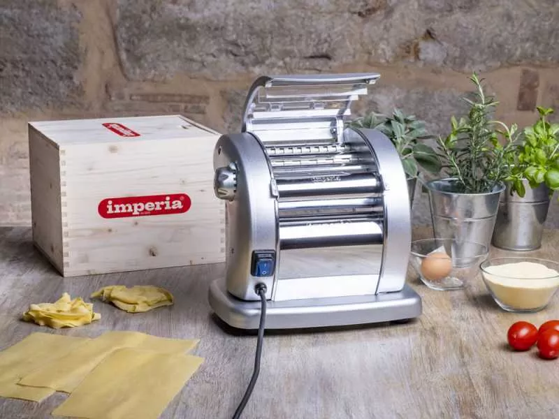 PASTA MACHINES