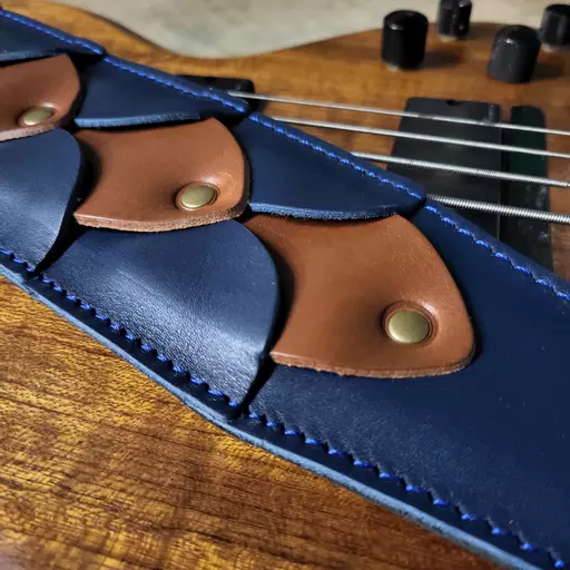 GS92 dark blue and tan guitar strap Pinegrove 142545.jpg