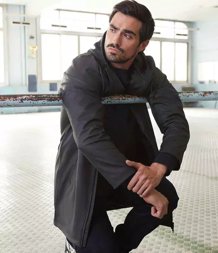 03174%20DBK%20MODEL%201.jpg?