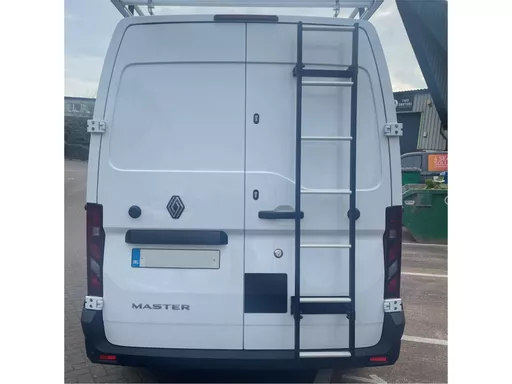 1770647223-94455100.jpg?