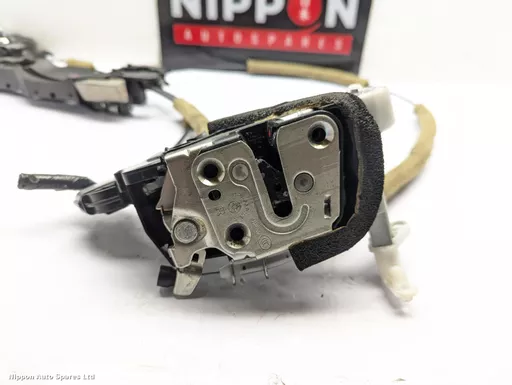 fb6a0f8a-476c-4117-99d7-d2e5d326e930.jpeg?