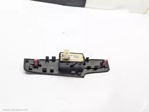 fe103f9b-f1ba-4c9c-ba22-c0b26bd4f3c0.jpeg?