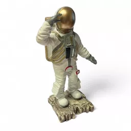 Spaceman Figure 1.jpg