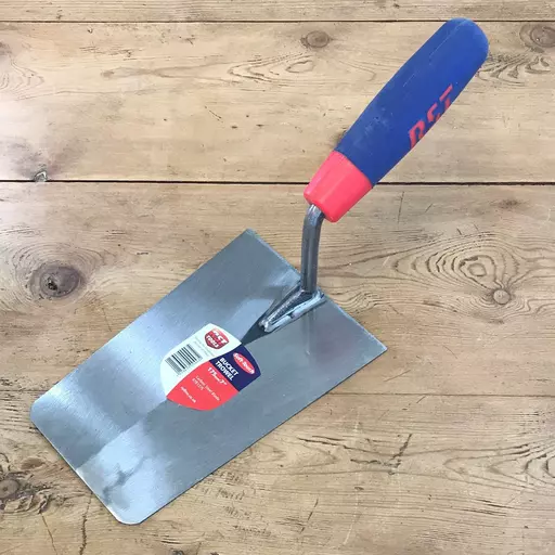 RST Bucket Trowel