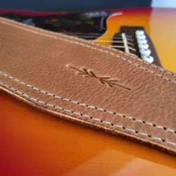 BS53 tan leather guitar strap Pinegrove 144228.jpg