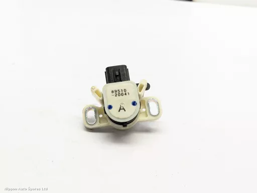 e9ebc97e-3fe4-48b3-b2fd-4d2e482f1323.jpeg?