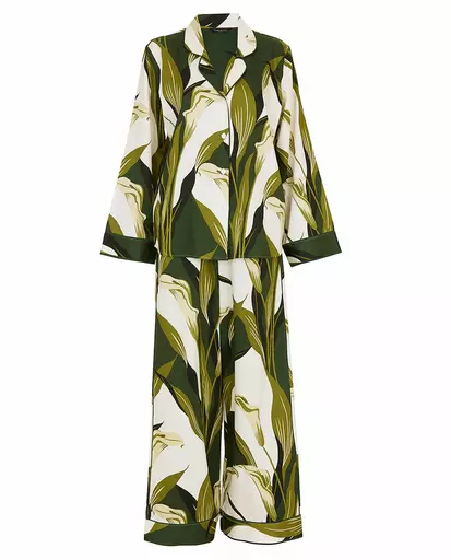 Fable and Eve Green Pyjama Set 4.webp