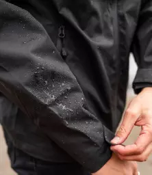 SSR5%20BLK%20MODEL%202.jpg?