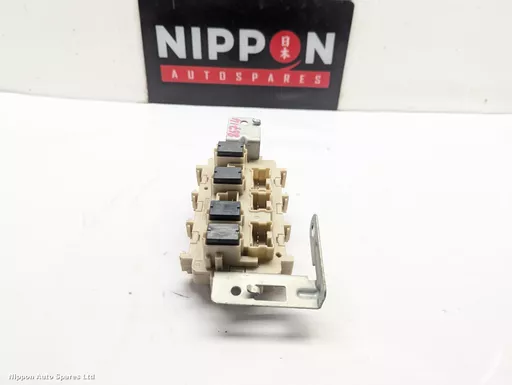 8d9935f2-fe60-44af-9adb-de54d87bd399.jpeg?