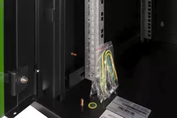 fvz5SgYVckywR7y8aVdjiA.c-r.jpg?