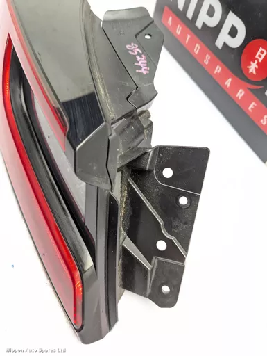 b30a0c86-0c9f-4948-954b-56223a8fbcd6.jpeg?