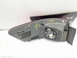 bd6467cd-9a04-46f7-af94-5318198be664.jpeg?