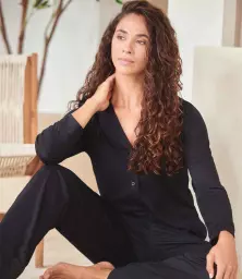 TC56%20BLK%20MODEL%202.jpg?