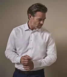 T4020%20WHI%20MODEL%201%20HERO.jpg?