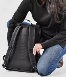 TMP1%20BLK%20MODEL%208.jpg?