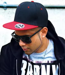 RC082%20BK_RD%20MODEL%202.jpg?