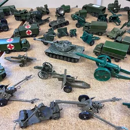 Dinky Toys - Army 2.jpg