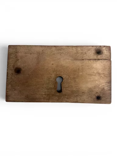 dungeon lock 2.jpg