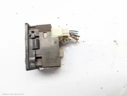 fc0b40aa-ea8c-4849-81f8-b003982077d4.jpeg?